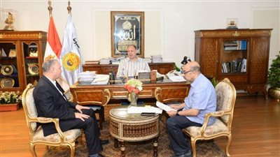 محافظ أسيوط يتابع نقل اللجنة الطبية إلى مقرها الجديد بجوار مستشفى المبرة