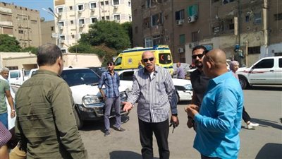 السكرتير المساعد يترأس حملة للنظافة وإزالة الإشغالات بمنطقة الوليدية بحي شرق أسيوط