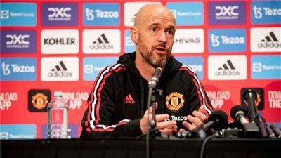 تفاصيل المؤتمر الصحفي الخاص بالمدرب تين هاج قبل مواجهة ليفربول