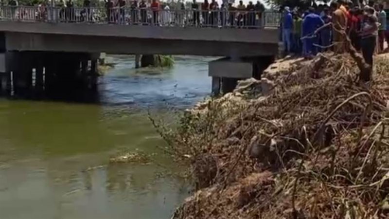 لحظة انتشال الجثة