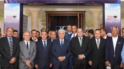 محافظ الإسكندرية ووزير التعليم العالي يفتتحان المعرض التعليمي لـ