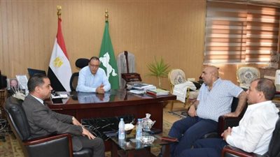 محافظ الشرقية يلتقي نواب البرلمان لحل مشاكل المواطنين 