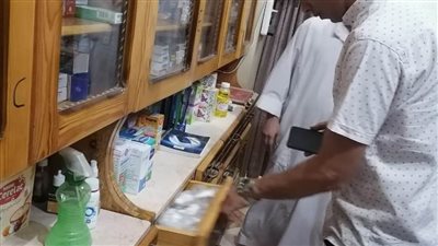 ضبط أدوية منتهية الصلاحية وتحرير 3 محاضر مزاولة مهنة في حملة بالبحيرة