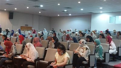 الرعاية الصحية تبدأ اختبارات القبول للمتقدمين لمعاهد التمريض بالأقصر
