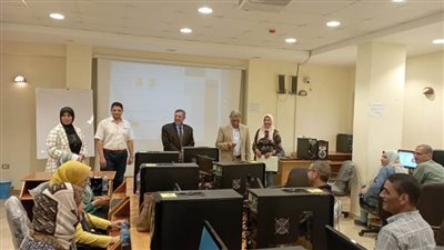 وكيل تعليم البحيرة يتابع تنفيذ برنامج الدمج التعليمي والتطبيقات التكنولوجية