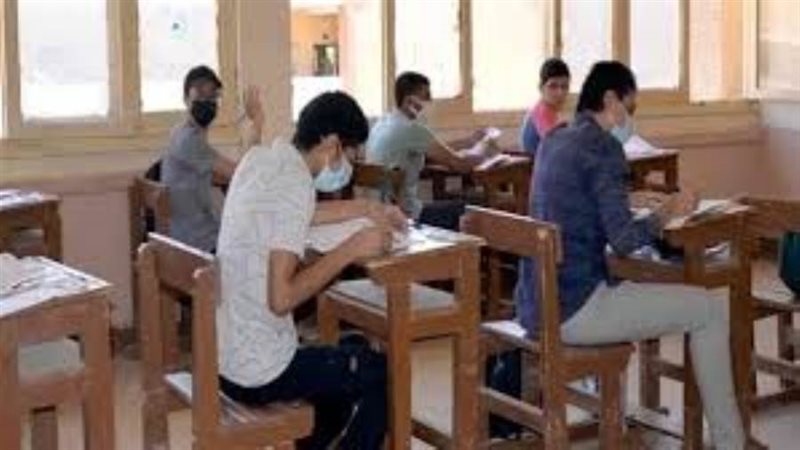 متابعة امتحانات الدور