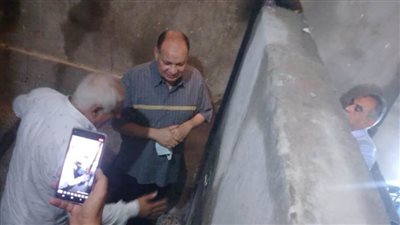 محافظ أسيوط يتفقد موقع حريق بعض المخلفات الورقية بدير العذراء بدرنكة