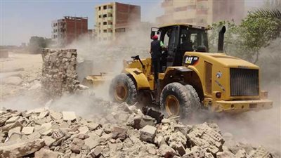 حملات لإزالة التعديات على الأراضي الزراعية وأملاك الدولة بعدد من المحافظات