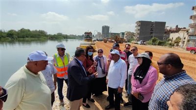 نائب محافظ البحيرة تتفقد أعمال استكمال تطوير كورنيش دمنهور