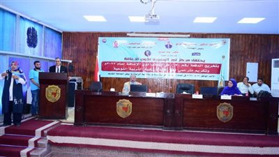 رئيس جامعة سوهاج يشهد حفل تخرج الدفعة ١٧لذوي الإعاقة بمركز نور البصيرة 