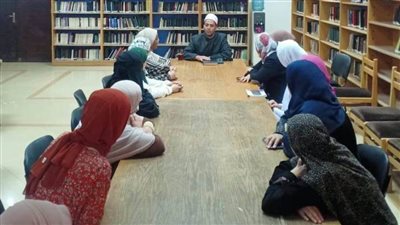 ثقافة القليوبية تناقش كتاب 