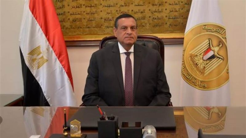 وزير التنمية المحلية