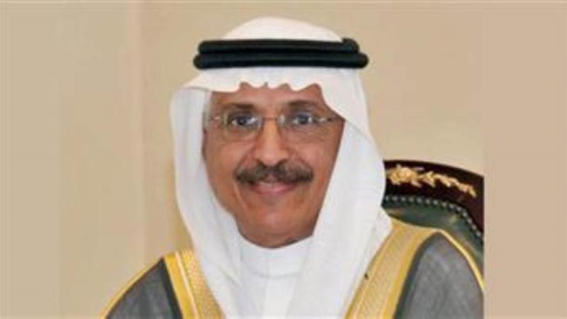 الدكتور عبد العزيز