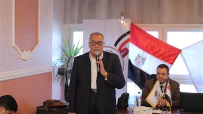 الشعب الجمهوري وجهاز المشروعات بسوهاج ينظمان ملتقى تدريب لشباب الجامعات