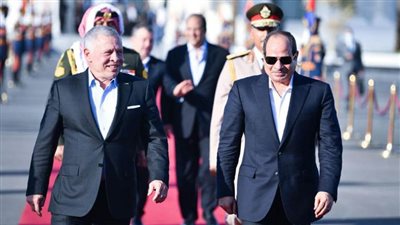 الرئيس السيسي يودع عاهل المملكة الأردنية الهاشمية بمطار العلمين