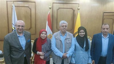 وزير التعليم العالي يلتقي أول معيدتين من ذوي الهمم 