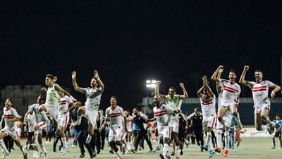 نجوم القلعة البيضاء يهنئون الزمالك بالفوز بالدوري