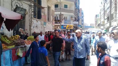  تحرير 84 محضرًا خلال حملة تموينية بحي شرق أسيوط
