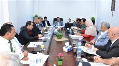 محافظ الشرقية يترأس اجتماع مجلس إدارة المناطق الصناعية بجمعية المستثمرين 