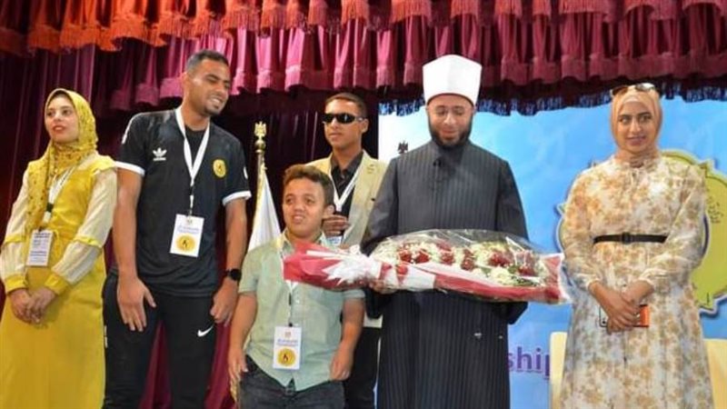 الدكتور اسامه الأزهري