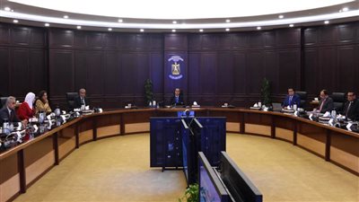 رئيس الوزراء يترأس اجتماع اللجنة الوزارية للعدالة الاجتماعية