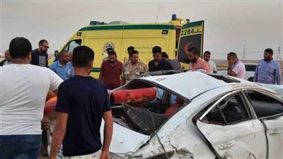 إصابة 3 أشخاص في انقلاب سيارة نقل على طريق جمصة 