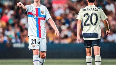 مانشستر سيتي يتعادل أمام برشلونة 3/3