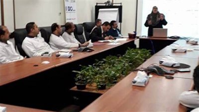  محافظ الإسكندرية: تحرير 298 محضرا للمنشآت غير الملتزمة بتنفيذ اشتراطات السلامة والصحة المهنية