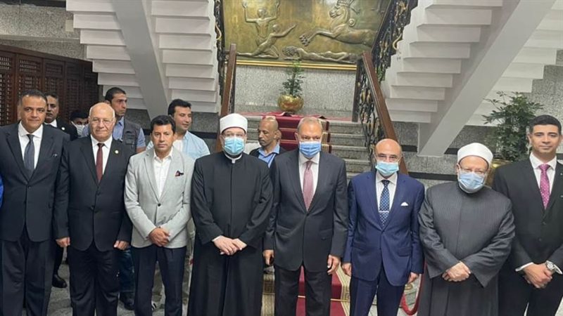 د. أشرف صبحى