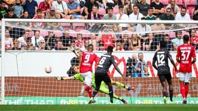 يونيون برلين يتصدر الدوري الألماني مؤقتا بالفوز على شالكه 6-1