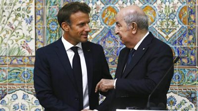 الرئيس الفرنسي يغادر الجزائر عائدا إلى بلاده