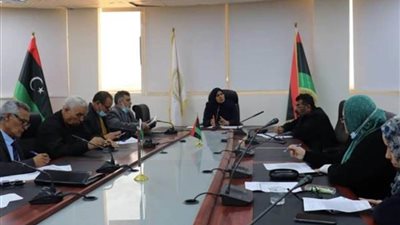 التعليم الليبية تعلق الامتحانات حتى استقرار الأوضاع في طرابلس