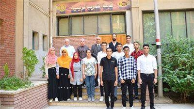 نائب رئيس جامعة أسيوط يشهد انعقاد لجنة المقابلة الشخصية للطلاب الملتحقين بمنحة ساويرس للمتفوقين