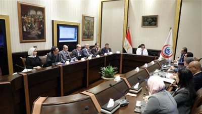 عبد الغفار يجتمع بوكلاء الوزارة ببني سويف وأسيوط والمنيا