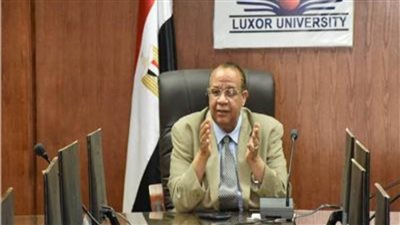  رئيس جامعة الأقصر يبحث مع وفد بنك الإمارات دبي الوطني سبل تعزيز التعاون المشترك