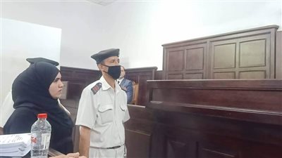 اعترافات صادمة للمتهمة بقتل طفلتها بسبب حفلات جنس جماعية: شافتني مع باباها وقلدتنا