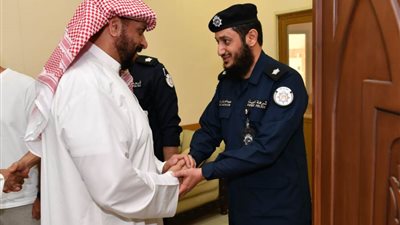 وزير الدفاع الكويتي يؤكد أهمية المحافظة على الاستعداد بجميع المواقع العسكرية