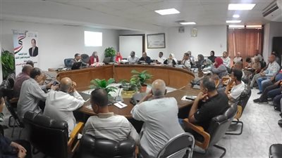 محافظة أسيوط تنظم لقاءً مع ممثلى الجمعيات الاهلية 