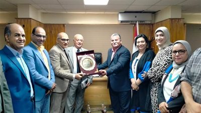 وكيل وزارة الصحة ووكيل المديرية يستقبلان وفد نقابة العلاج الطبيعي بسوهاج