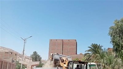 محافظ أسيوط تنفيذ حملات نظافة ورفع القمامة بقرى مراكز أبنوب وصدفا والغنايم وحي شرق