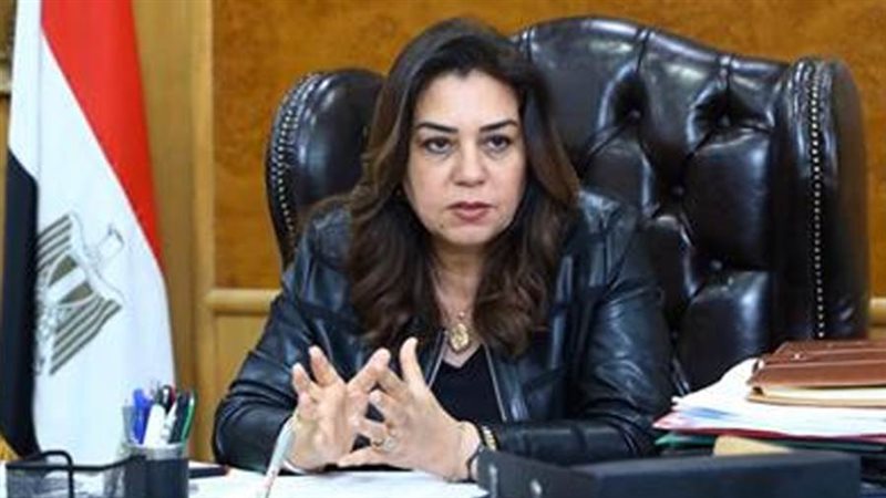 الدكتورة منال عوض