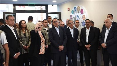 رئيس الوزراء: الدولة قادرة على تكرار نموذج المجمعات الخدمية 