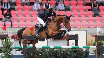 نايل نصار يحقق لقب الجائزة الكبرى للفروسية بكندا