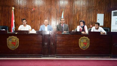 طلاب من أجل مصر بجامعة سوهاج تدشن فعاليات مسابقة hult prize العالمية