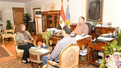 المجلس القومي للمرأة بأسيوط ينظم حملات توعية بالمشاركة في المبادرة الوطنية للمشروعات الخضراء الذكية