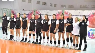 وزير الرياضة يُحفِز منتخب ناشئات الطائرة قبل نهائي إفريقيا أمام تونس غدا