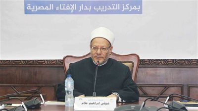 مفتي الجمهورية يفتتح برنامجًا تدريبيًّا لمجموعة من علماء ماليزيا على مهارات وفنون الفتوى