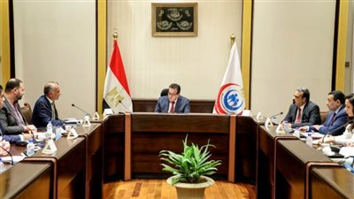 وزير الصحة يستقبل نقيب أطباء الأسنان لتذليل تحديات مقدمي الخدمة