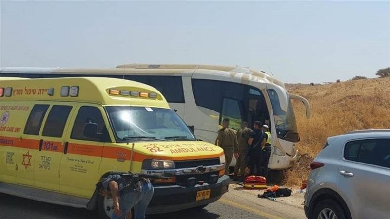 إصابة 4 إسرائيليين