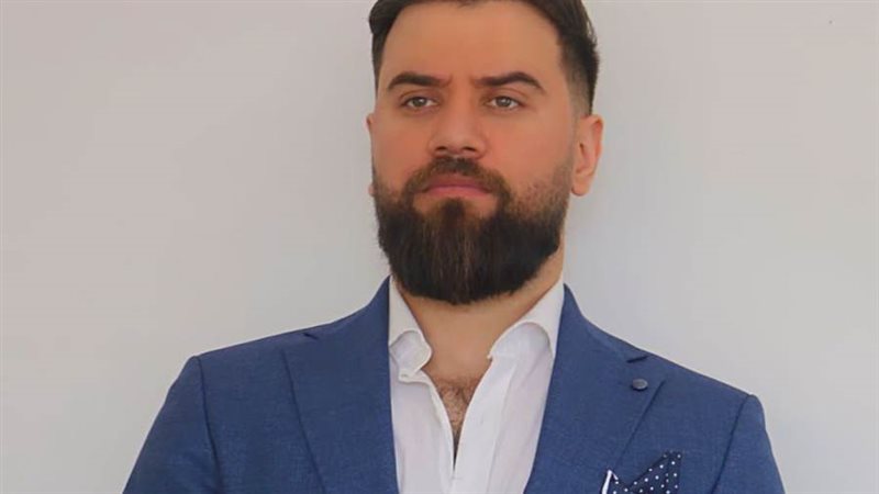 فهد الشلهوم خبير